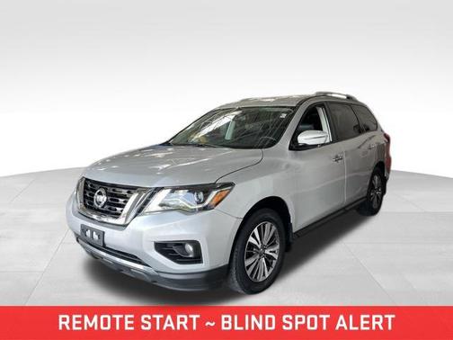 2018 Nissan Pathfinder SL
