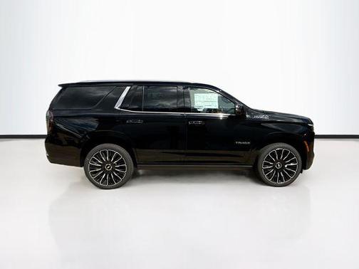 2025 Chevrolet Tahoe 4WD High Country