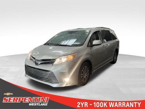 2019 Toyota Sienna XLE