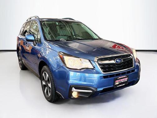 Quartz Blue Pearl 2018 Subaru Forester 2.5i Premium