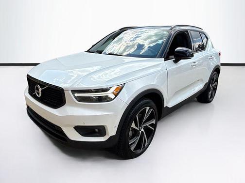 2019 Volvo XC40 T5 R-Design