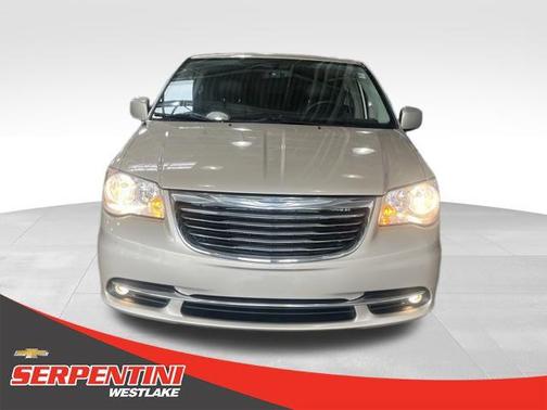 2012 Chrysler Town & Country Touring