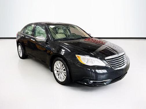 2012 Chrysler 200 Limited
