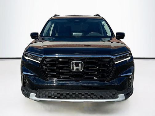 2024 Honda Pilot Touring 8-Passenger