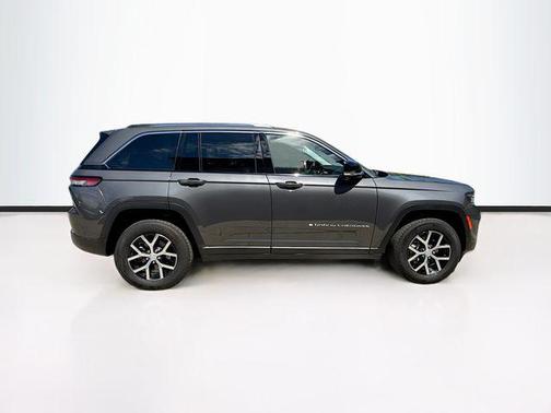 2023 Jeep Grand Cherokee Limited X