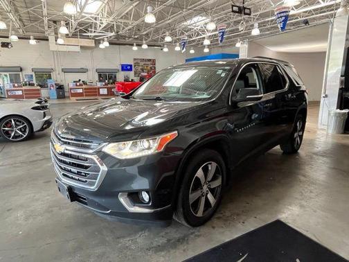 2021 Chevrolet Traverse LT Leather