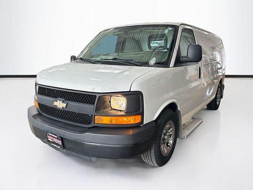 Summit White 2014 Chevrolet Express 1500 Work Van