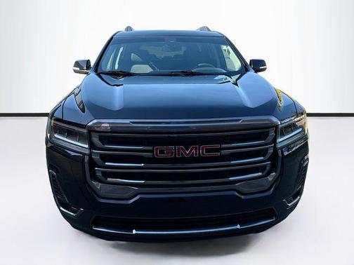 2021 GMC Acadia AWD AT4