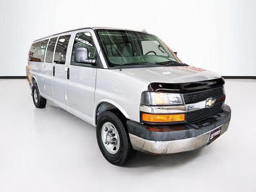 2016 Chevrolet Express 3500 LT