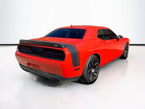 2016 Dodge Challenger R/T Scat Pack