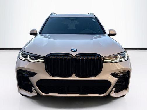 2020 BMW X7 M50i