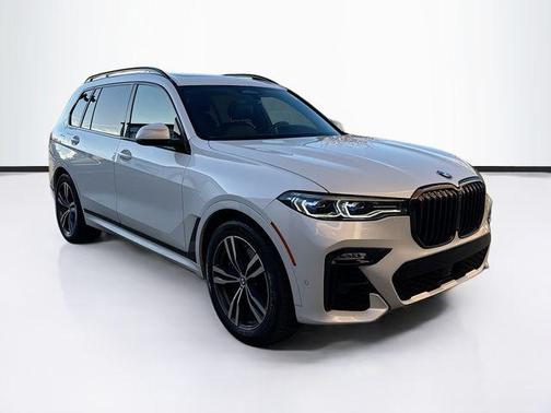 2020 BMW X7 M50i