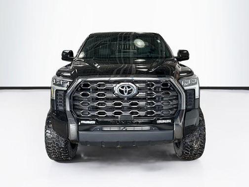 2023 Toyota Tundra Hybrid Platinum