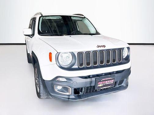 Alpine White 2016 Jeep Renegade Latitude