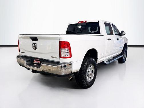 2019 RAM 2500 Tradesman Crew Cab 4x4 6'4' Box