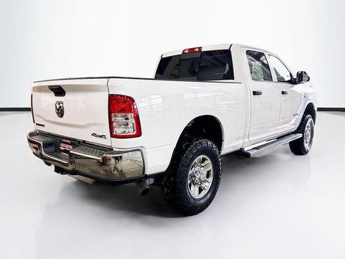 2019 RAM 2500 Tradesman Crew Cab 4x4 6'4' Box