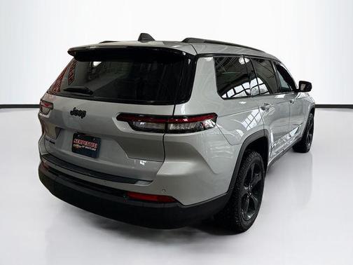2022 Jeep Grand Cherokee L Altitude