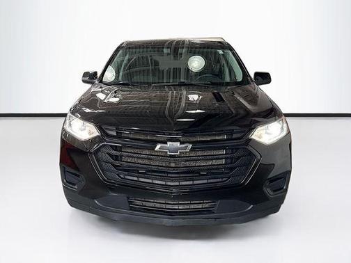 Mosaic Black Metallic 2021 Chevrolet Traverse LS