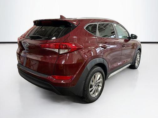 2017 Hyundai TUCSON SE Plus