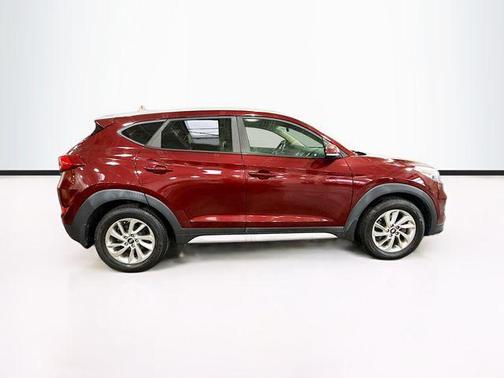 2017 Hyundai TUCSON SE Plus