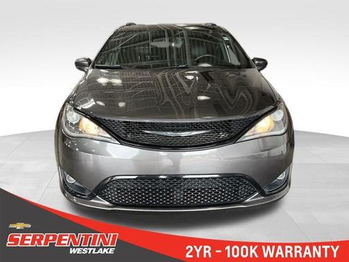 2020 Chrysler Pacifica Touring L