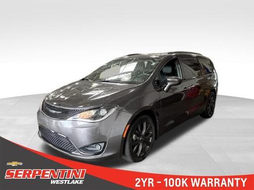 2020 Chrysler Pacifica Touring L