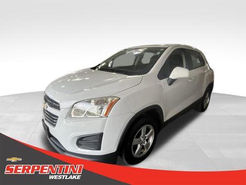 Summit White 2016 Chevrolet Trax LS