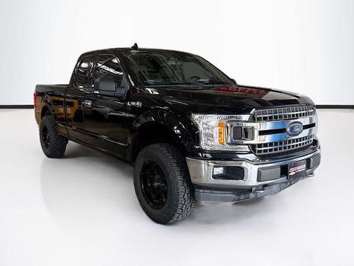 SHADOW BLACK 2018 Ford F-150 XLT