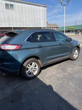 Blue 2016 Ford Edge SEL