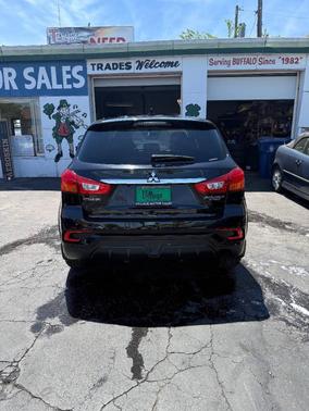Labrador Black Metallic 2019 Mitsubishi Outlander Sport 2.0 SP