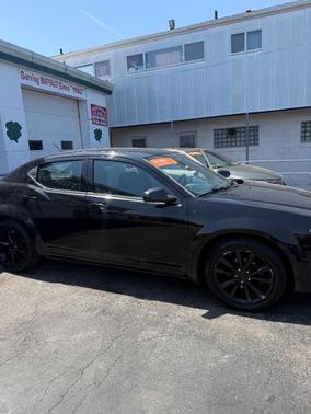 Black 2014 Dodge Avenger SE 4dr Sedan