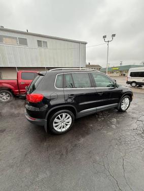 2016 Volkswagen Tiguan 2.0T SE 4MOTION