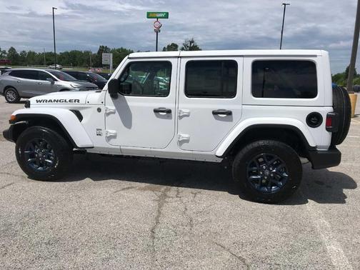 Bright White Clearcoat 2026 Jeep Wrangler 85th Anniversary