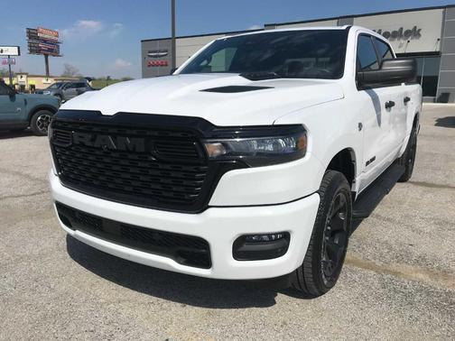 Bright White Clearcoat 2026 RAM 1500 Tradesman