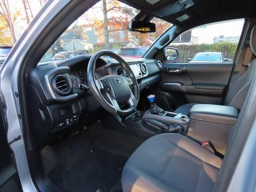 2019 Toyota Tacoma TRD Sport