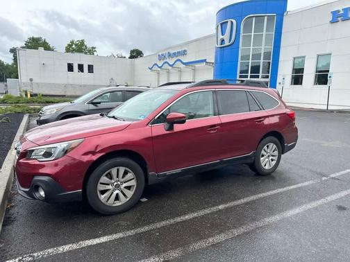 Crimson Red Pearl 2018 Subaru Outback 2.5i Premium