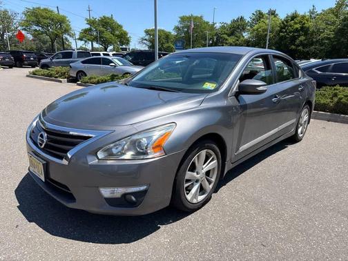 Gun Metallic 2015 Nissan Altima 2.5 SL
