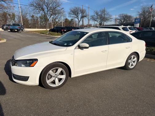 2014 Volkswagen Passat 