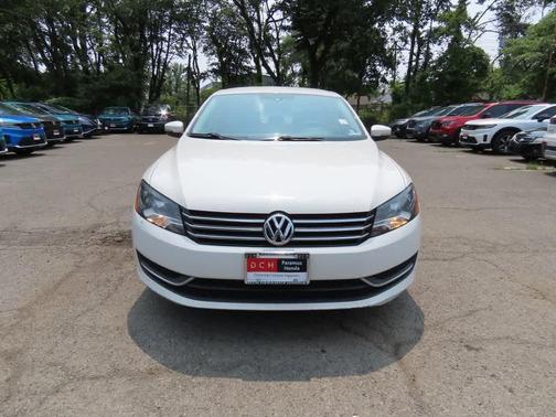 2014 Volkswagen Passat 