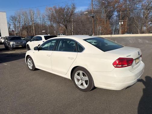 2014 Volkswagen Passat 