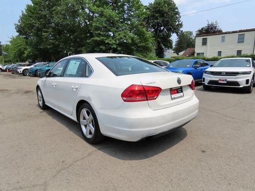 2014 Volkswagen Passat 