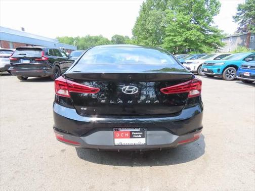 2020 Hyundai ELANTRA SE