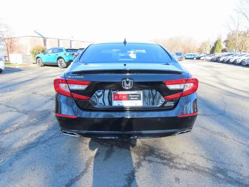2019 Honda Accord Touring 2.0T