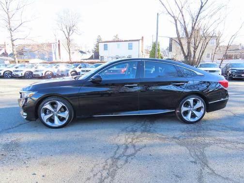 2019 Honda Accord Touring 2.0T
