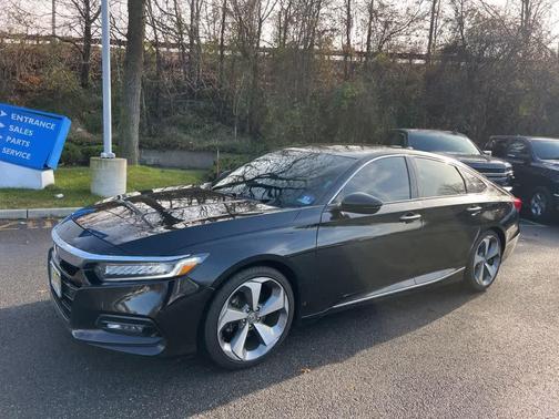 2019 Honda Accord Touring 2.0T