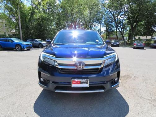 2019 Honda Pilot Touring 8-Passenger