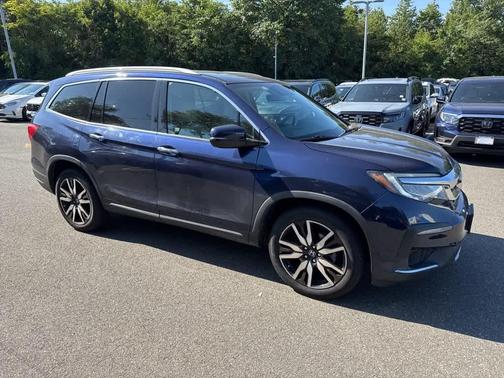 2019 Honda Pilot Touring 8-Passenger