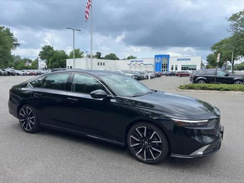 2023 Honda Accord Hybrid Touring
