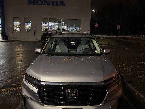 2024 Honda Pilot Elite