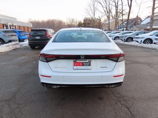 2023 Honda Accord Hybrid 